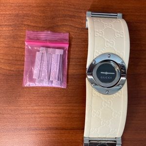 Gucci women twirl white rubber and stainless steel watch
